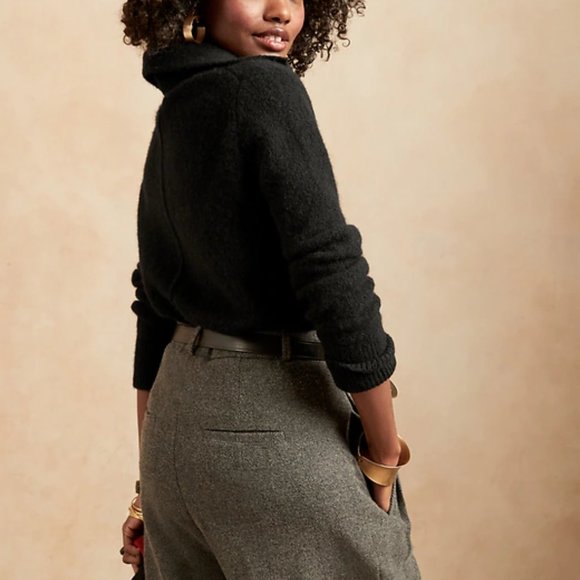 Banana Republic Wool-Blend Sweater Polo Black - Picture 2 of 6